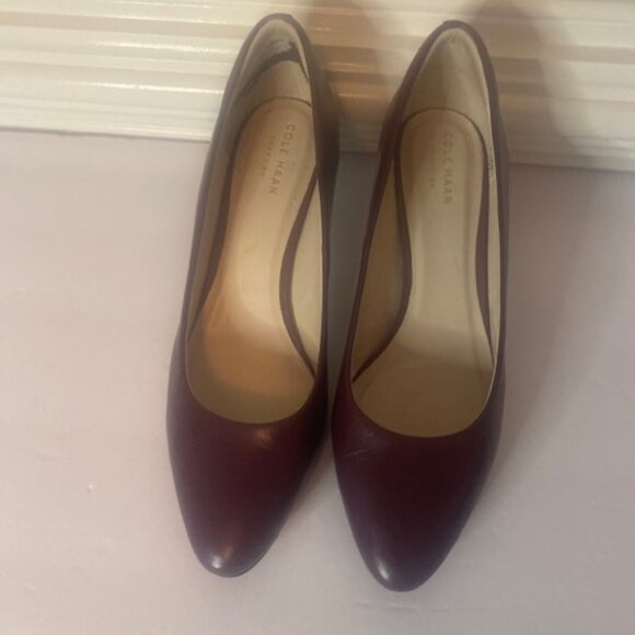 Cole Haan Women's Hellen Grand Pump, Leather- Size 7.5B - Picture 1 of 6